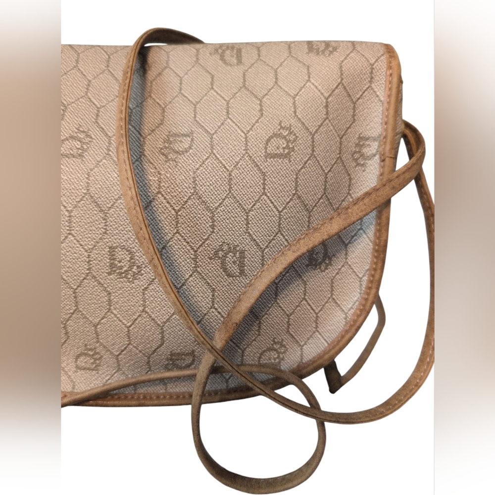 Christian Dior Beige Crossbody Bag Stylish Clean Long Strap Italy - Picture 2 of 14